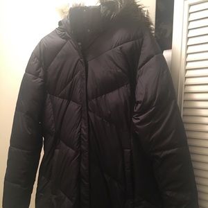 Great condition long Columbia down coat!